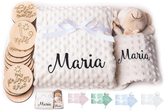 Olesea Manta de bebe personalizado con su nombre bordado Set de Manta+DouDou+Placas CUMPLEMES grabadas en Madera Regalos, básicos recién Nacido bebé (Manta+Dou Dou+Placas)